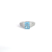 Blue Topaz Ring in 14K Gold