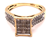 Diamond Ring in 14K Gold, Size 7