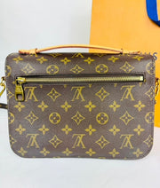 Louis Vuitton Monogram Pochette Metis