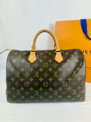 Louis Vuitton Monogram Speedy 35 Handbag