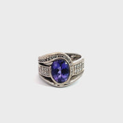 Ring in 18K White Gold with Tanzanite and Diamonds, Size 7.5