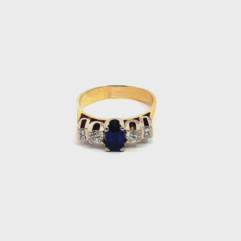 Ring in 18K White and Yellow Gold with Sapphire and Diamonds, Size 9
